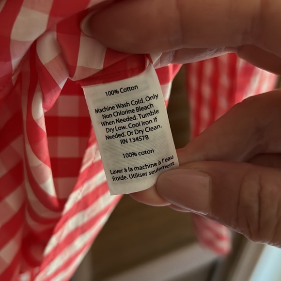 Vineyard Vines woman’s button down - Picture 3 of 3